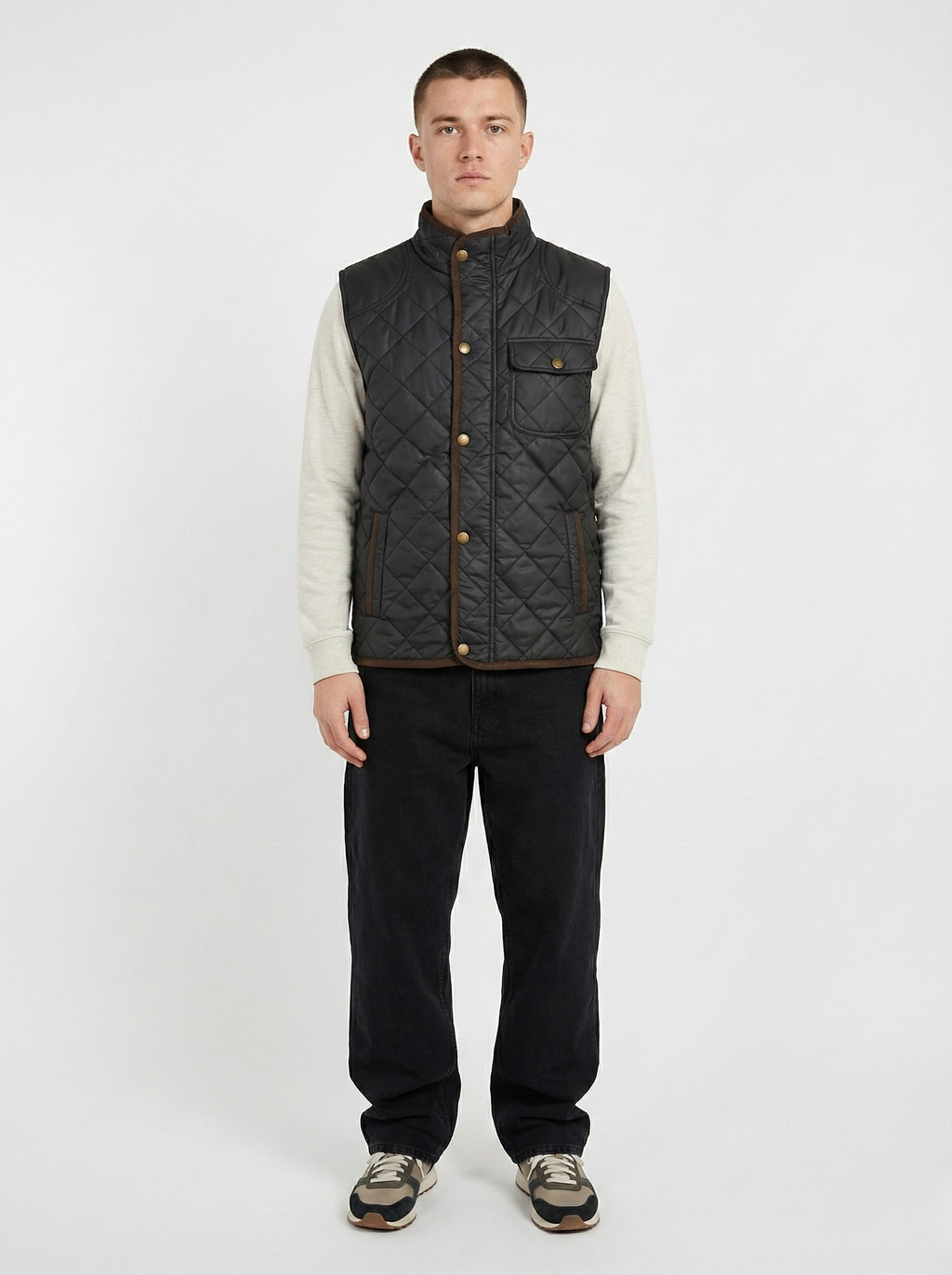 Shady Black Sleeveless Quilted Jacket